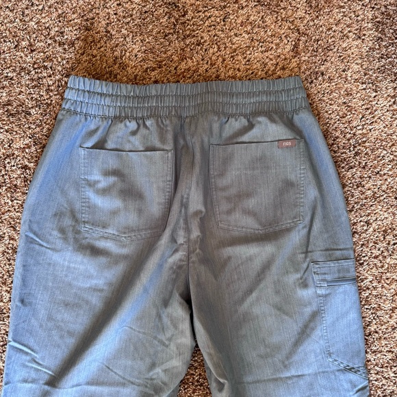Limited Edition Figs Zamora Joggers - Picture 5 of 5